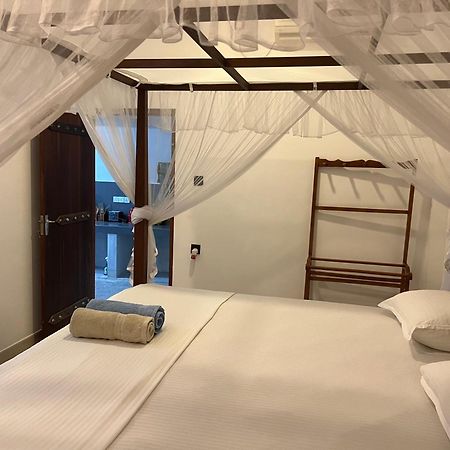 Awesome Guest Mirissa Hotel Bagian luar foto